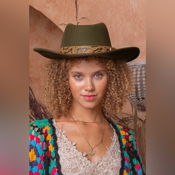 POL Fedora Hat - Picture 5 of 5